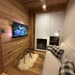 Liska S Vyhladom Na Vysoke Tatry A Sukromnou Saunou Apartment Svit