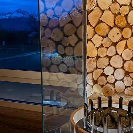 Liska S Vyhladom Na Vysoke Tatry A Sukromnou Saunou *